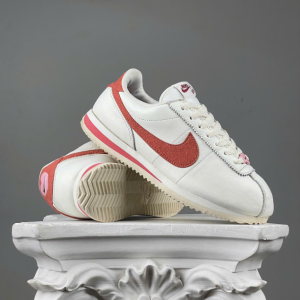 Nike trắng sọc cam