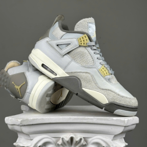 Jordan 4 xám vàng pastel